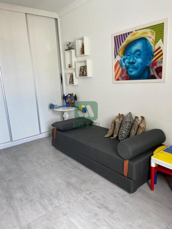 Apartamento à venda com 4 quartos, 192m² - Foto 20