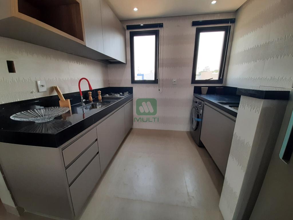 Apartamento à venda com 2 quartos, 61m² - Foto 3