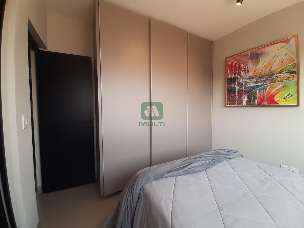 Apartamento à venda com 2 quartos, 61m² - Foto 9