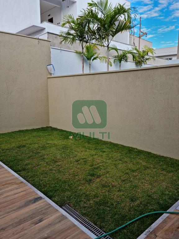 Casa de Condomínio à venda com 4 quartos, 385m² - Foto 30