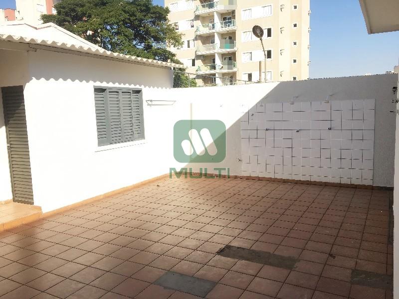 Casa à venda com 4 quartos, 215m² - Foto 13