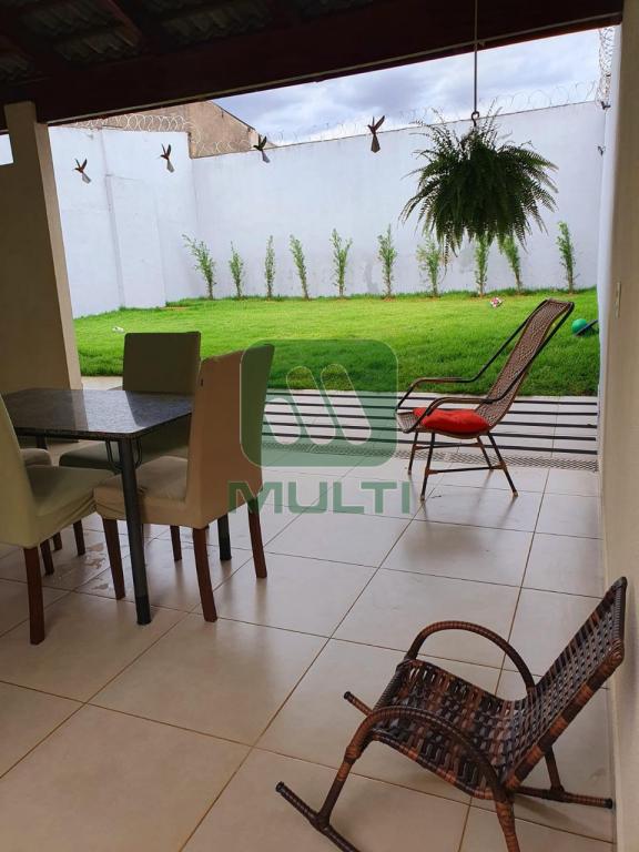 Casa à venda com 3 quartos, 190m² - Foto 17