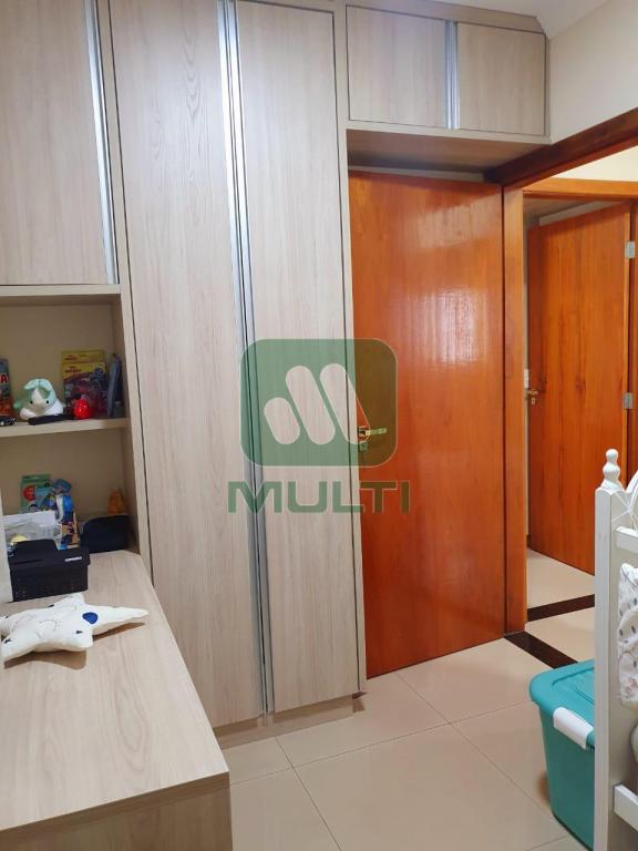 Casa à venda com 3 quartos, 190m² - Foto 19