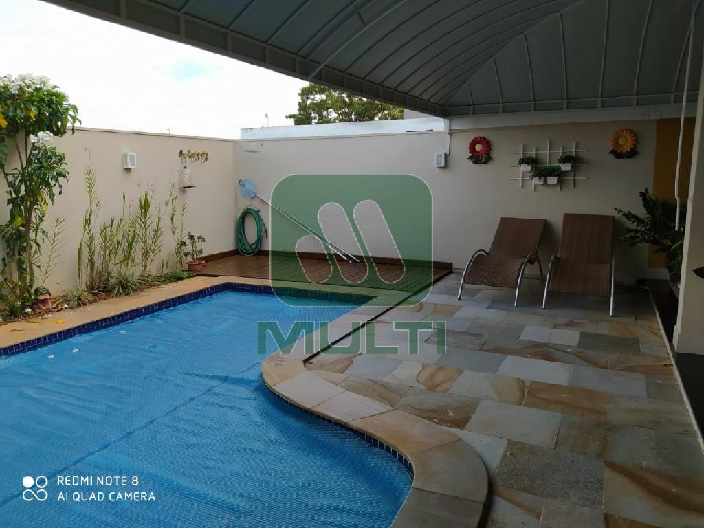 Casa de Condomínio à venda com 3 quartos, 242m² - Foto 12