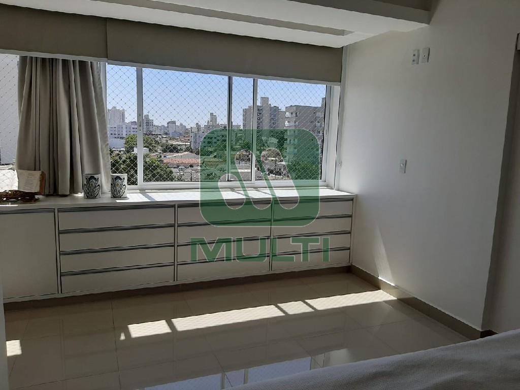 Apartamento à venda com 3 quartos, 122m² - Foto 5