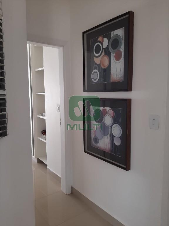 Apartamento à venda com 3 quartos, 122m² - Foto 7