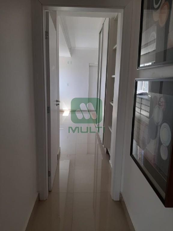 Apartamento à venda com 3 quartos, 122m² - Foto 8