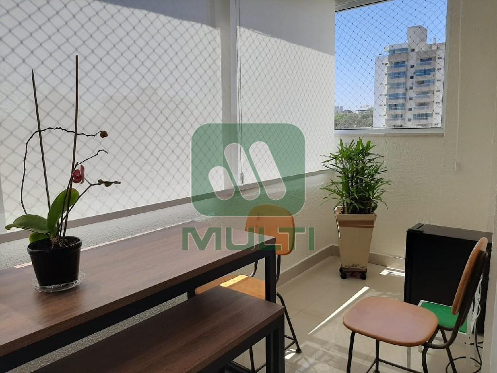 Apartamento à venda com 3 quartos, 122m² - Foto 18