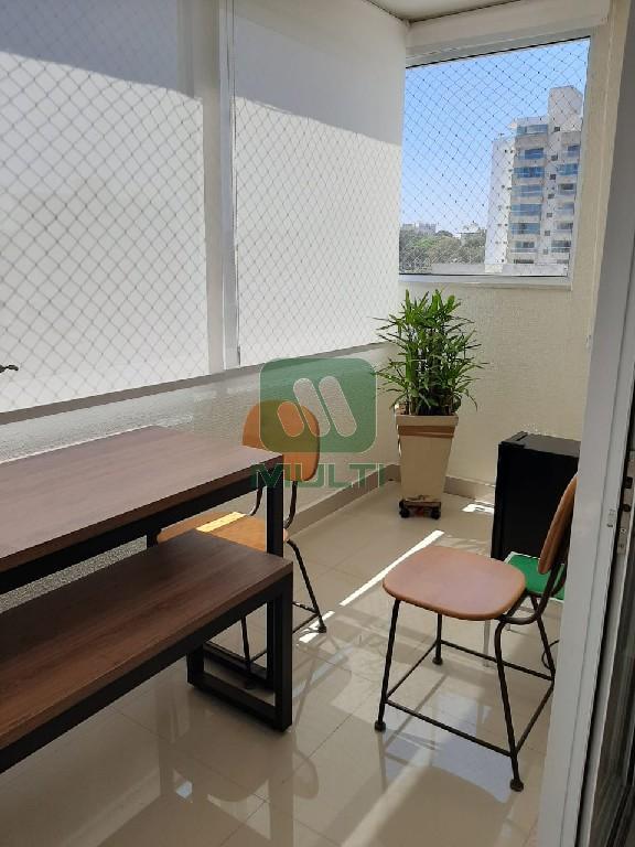 Apartamento à venda com 3 quartos, 122m² - Foto 20