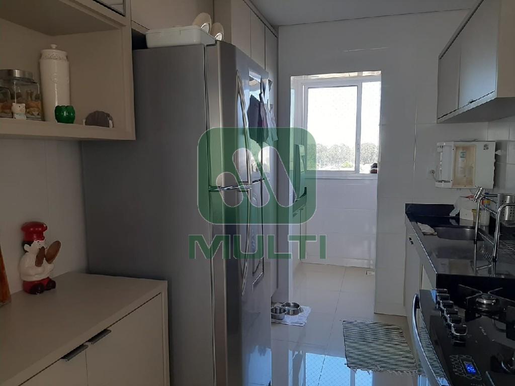 Apartamento à venda com 3 quartos, 122m² - Foto 25