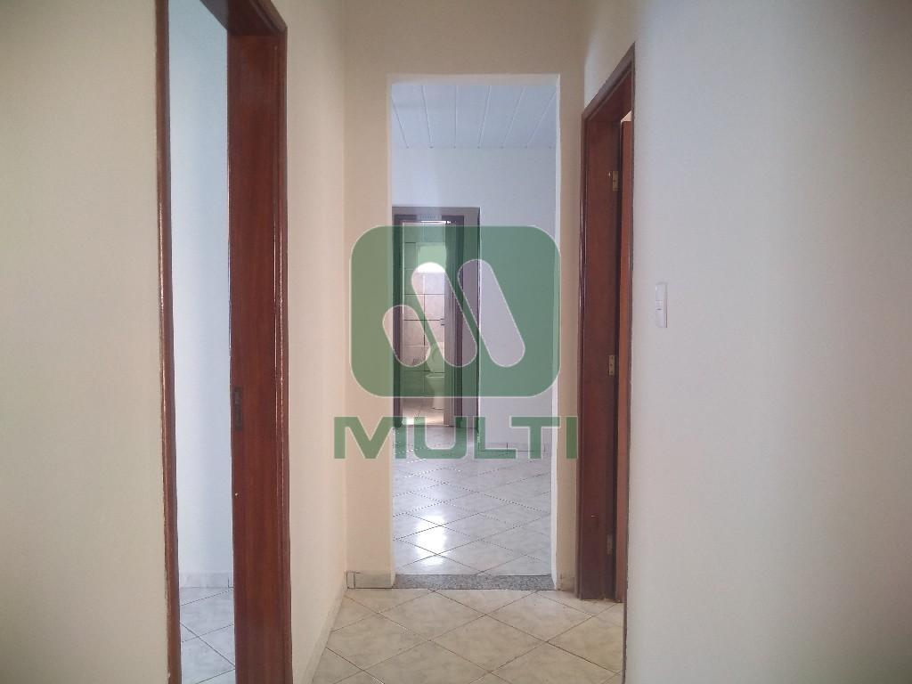 Casa à venda com 5 quartos, 260m² - Foto 5