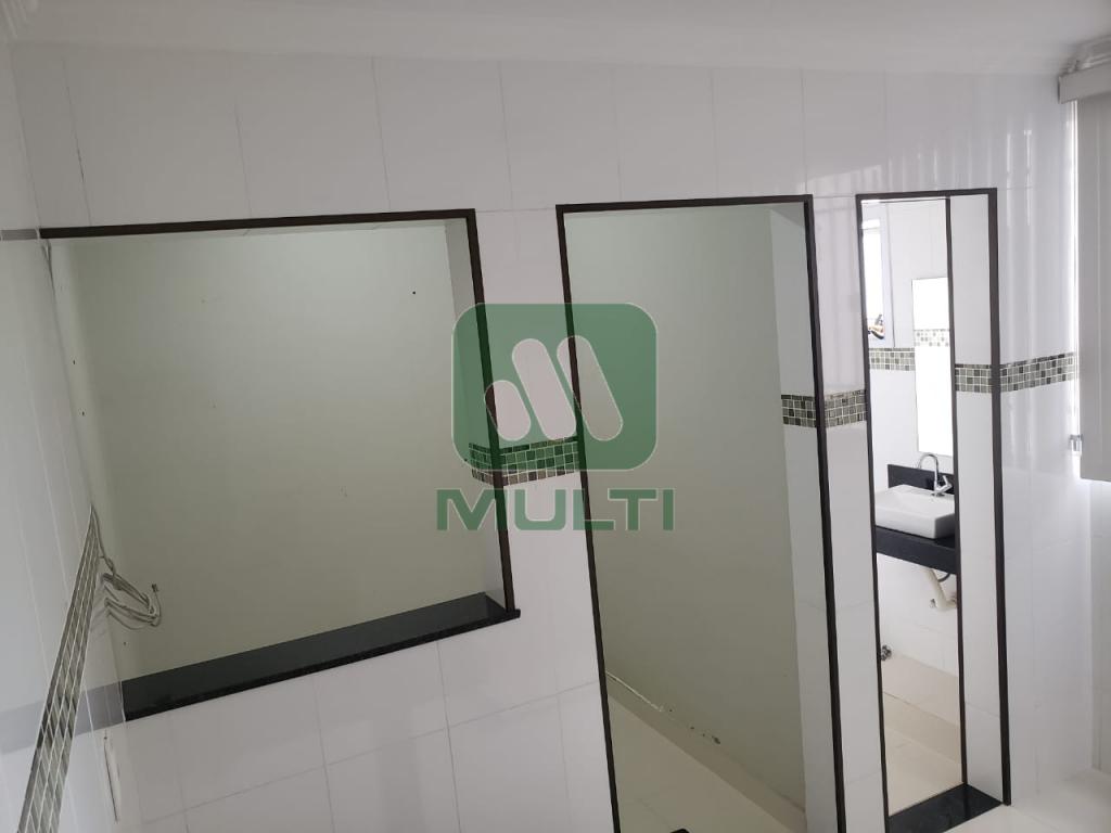 Apartamento à venda com 3 quartos, 129m² - Foto 1