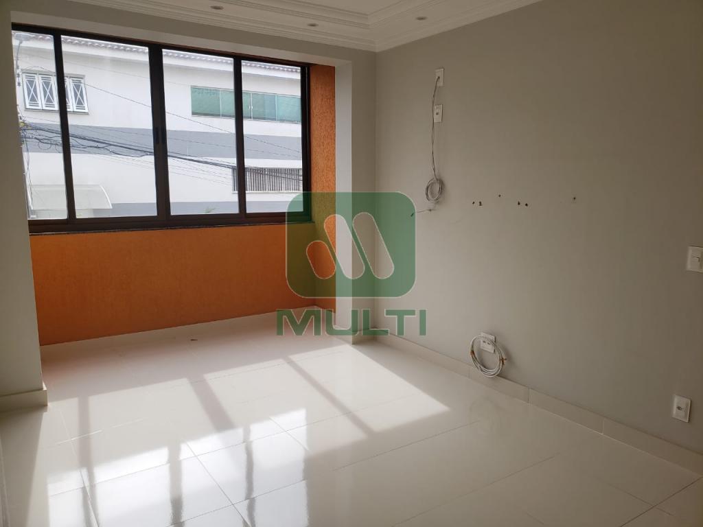 Apartamento à venda com 3 quartos, 129m² - Foto 8