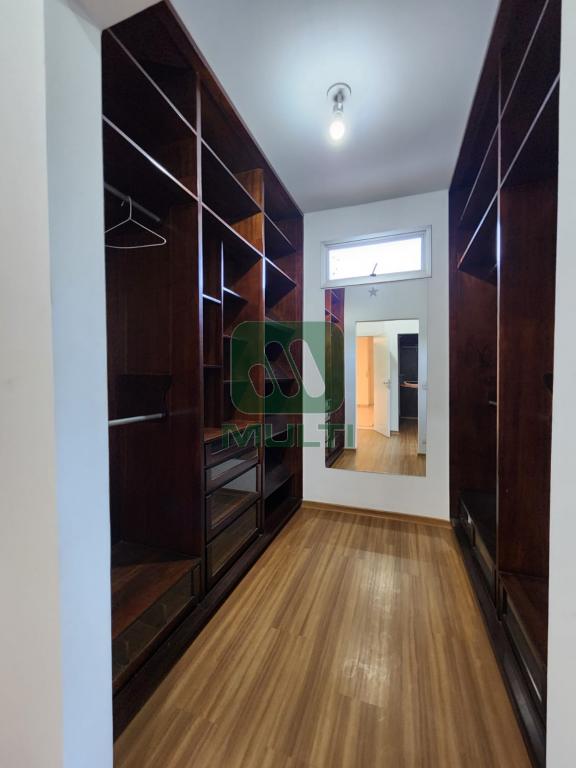 Casa à venda com 5 quartos, 450m² - Foto 13