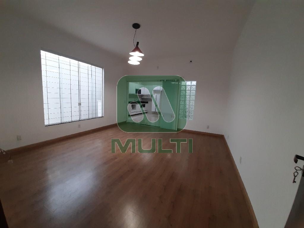 Casa à venda com 3 quartos, 225m² - Foto 13