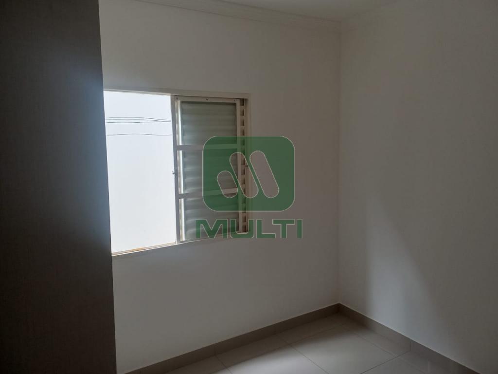 Casa à venda com 5 quartos, 250m² - Foto 8