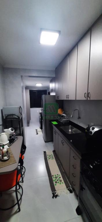 Apartamento à venda com 3 quartos, 86m² - Foto 9