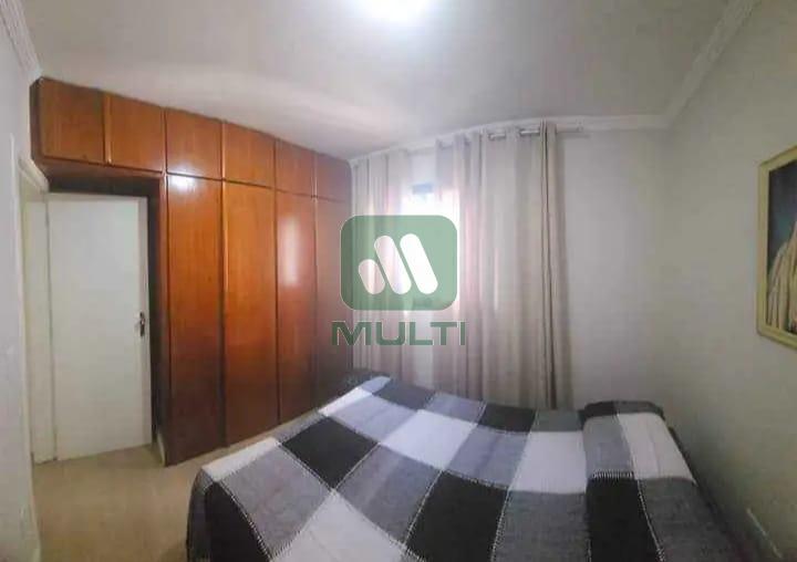 Apartamento à venda com 3 quartos, 86m² - Foto 16