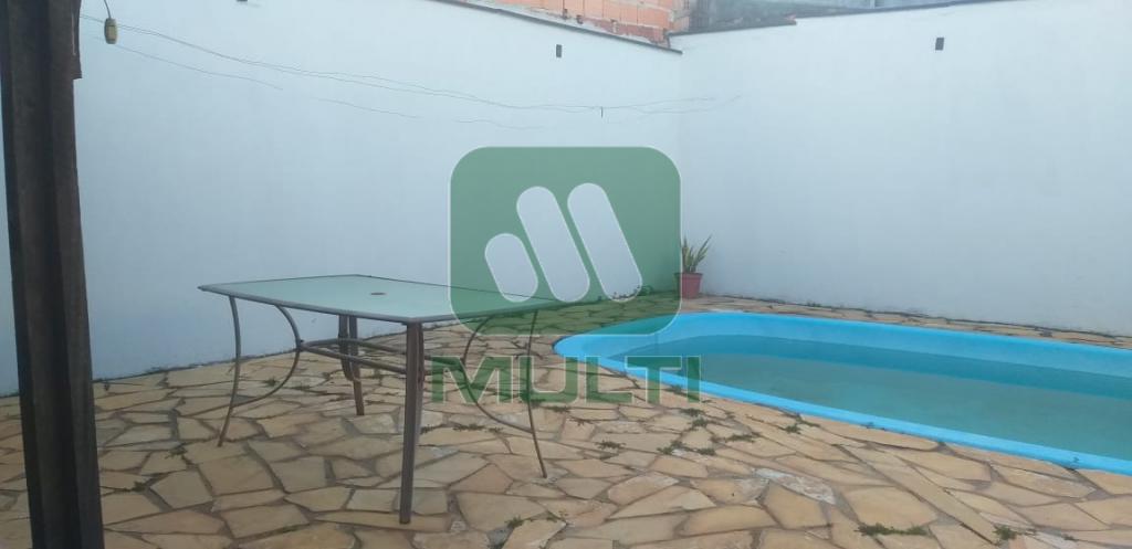 Casa à venda com 3 quartos, 105m² - Foto 25