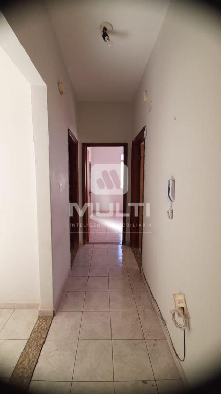 Apartamento à venda com 3 quartos, 140m² - Foto 5