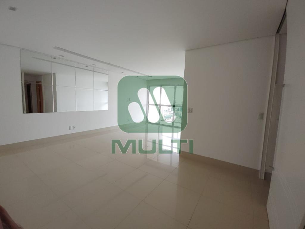 Apartamento à venda com 3 quartos, 101m² - Foto 1