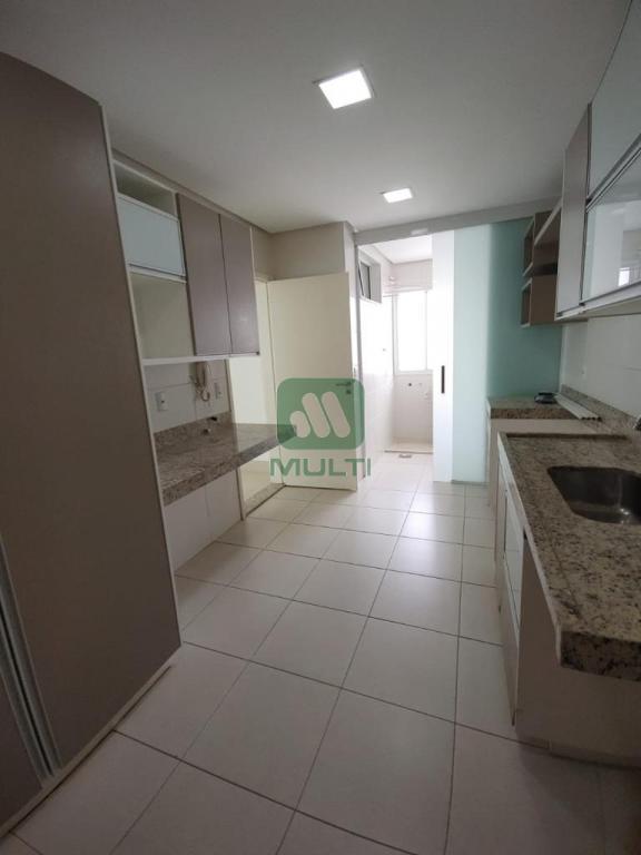 Apartamento à venda com 3 quartos, 101m² - Foto 6