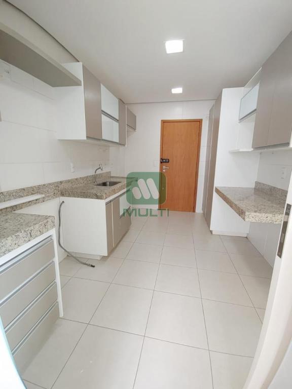 Apartamento à venda com 3 quartos, 101m² - Foto 7