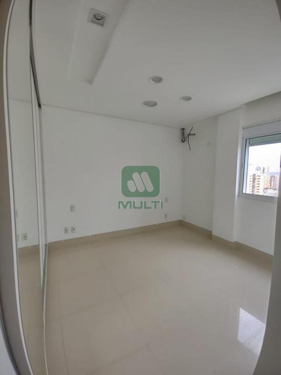 Apartamento à venda com 3 quartos, 101m² - Foto 12