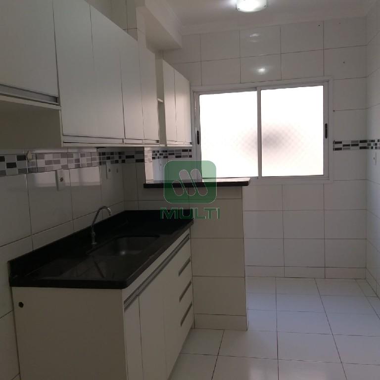 Apartamento à venda com 2 quartos, 60m² - Foto 1