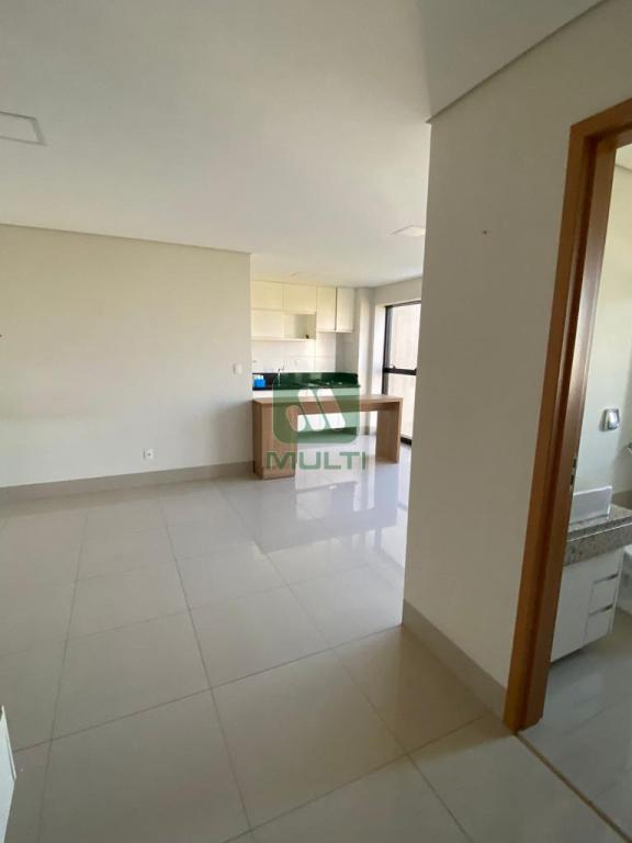 Apartamento à venda com 2 quartos, 66m² - Foto 23