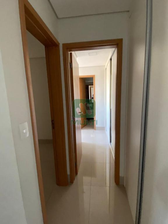 Apartamento à venda com 2 quartos, 66m² - Foto 24