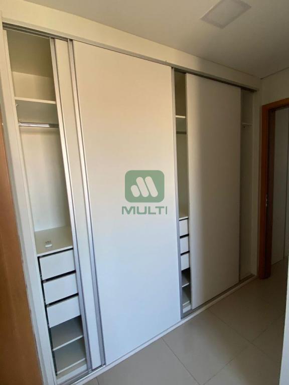 Apartamento à venda com 2 quartos, 66m² - Foto 29