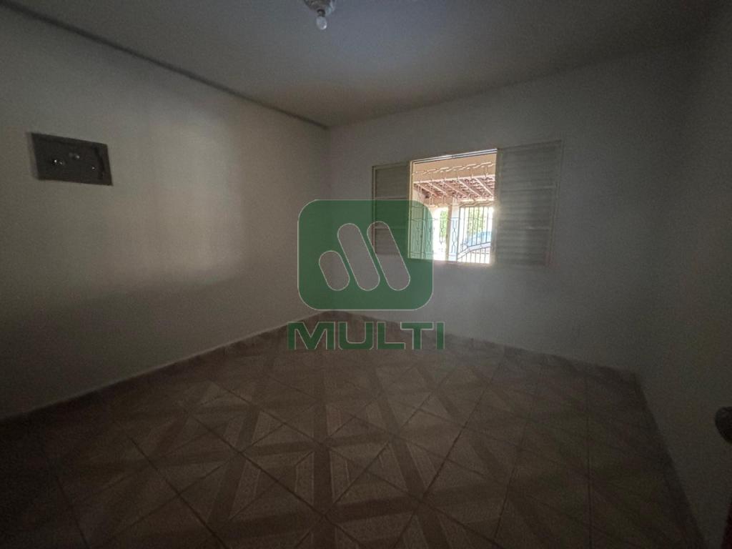 Casa à venda com 3 quartos, 187m² - Foto 7