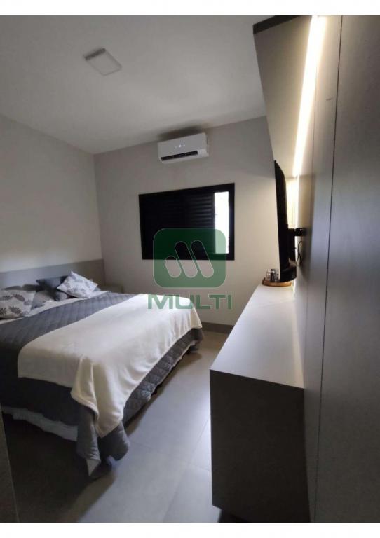 Casa à venda com 3 quartos, 160m² - Foto 14