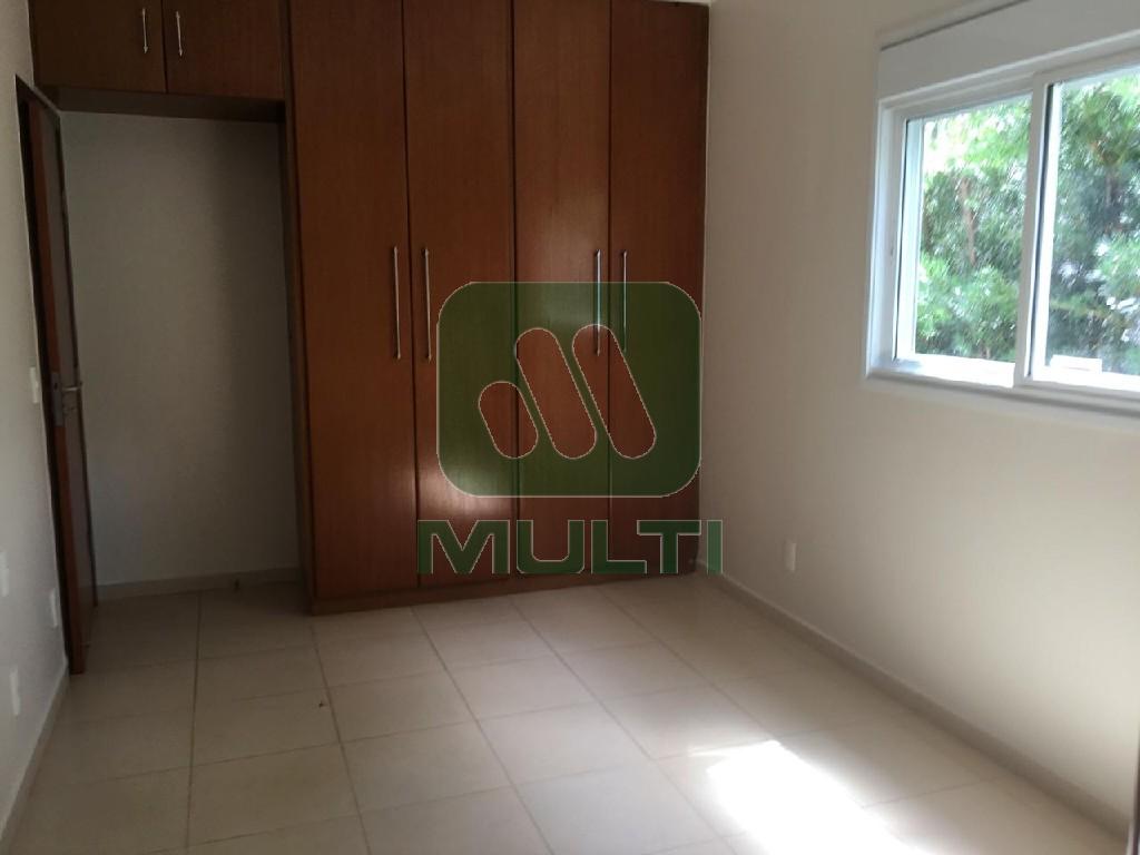 Casa de Condomínio à venda com 4 quartos, 400m² - Foto 9