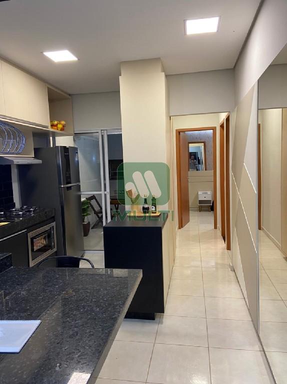 Casa de Condomínio à venda com 2 quartos, 50m² - Foto 1