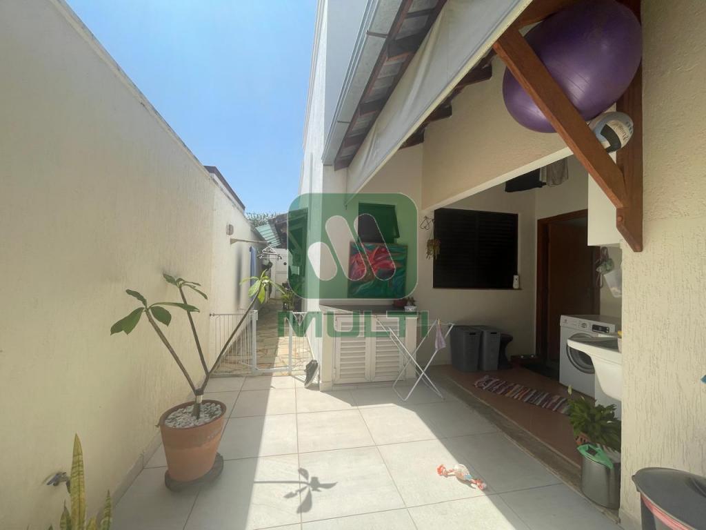 Casa de Condomínio à venda com 3 quartos, 182m² - Foto 14