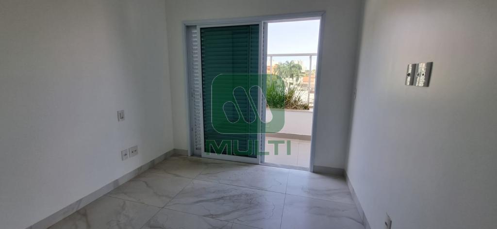 Apartamento à venda com 3 quartos, 180m² - Foto 11