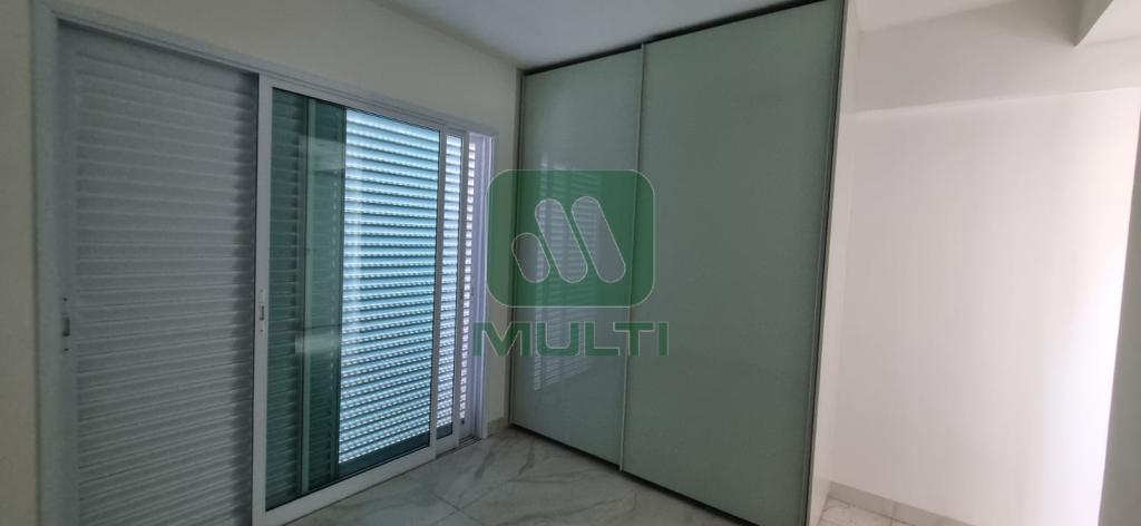 Apartamento à venda com 3 quartos, 180m² - Foto 16