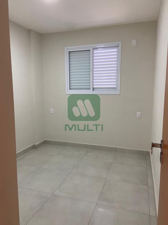 Apartamento à venda com 2 quartos, 56m² - Foto 1