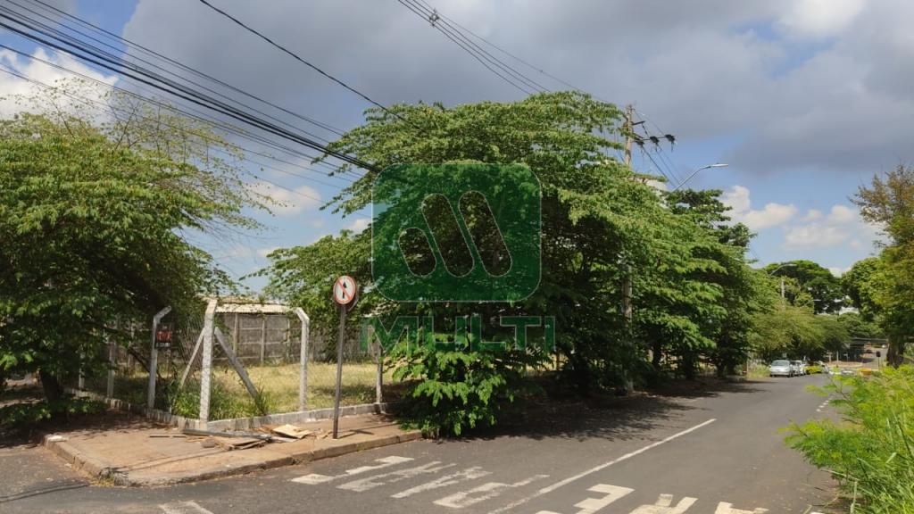 Loteamento e Condomínio à venda com 1 quarto, 3468m² - Foto 1