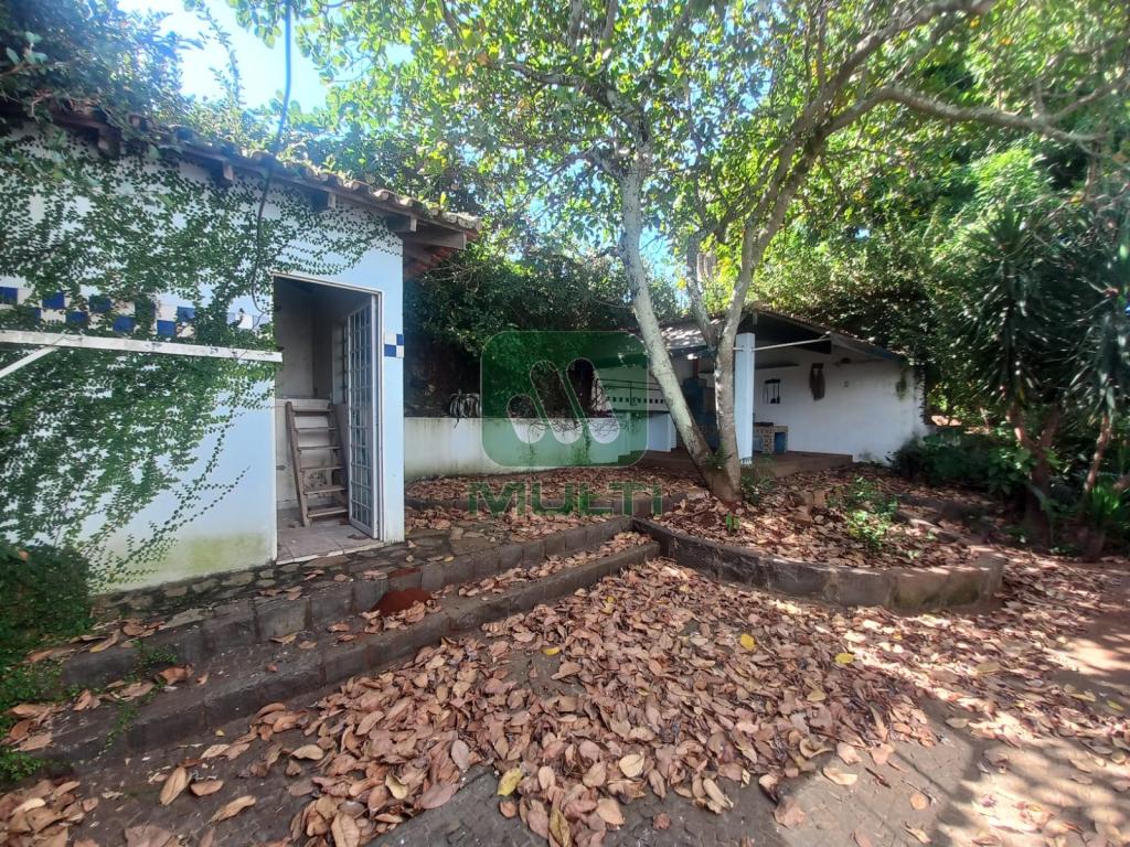 Casa à venda com 4 quartos, 250m² - Foto 21