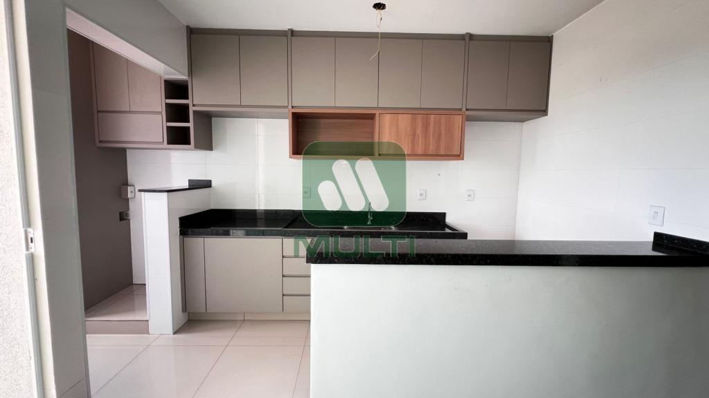 Apartamento à venda com 3 quartos, 80m² - Foto 6