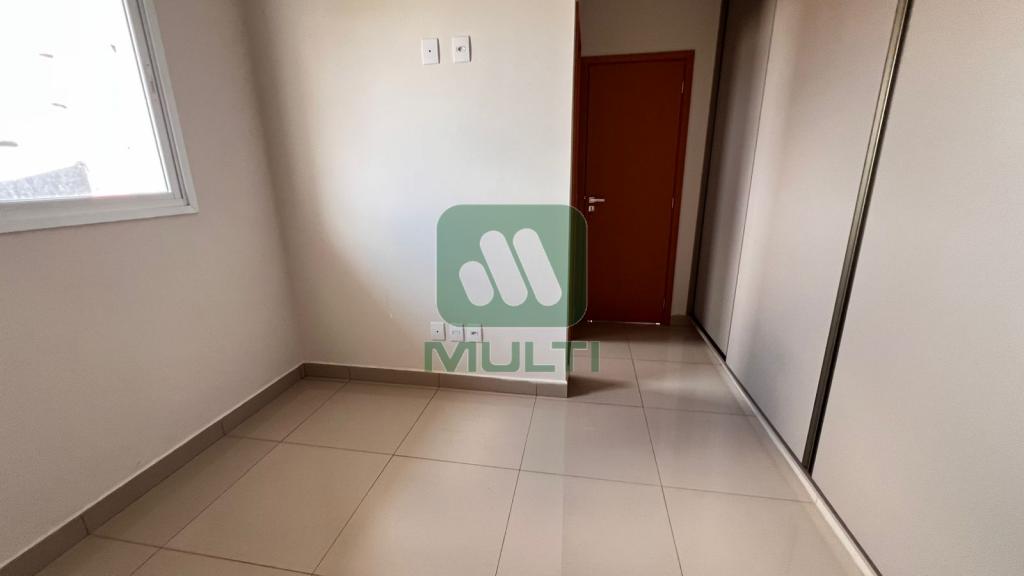 Apartamento à venda com 3 quartos, 80m² - Foto 17