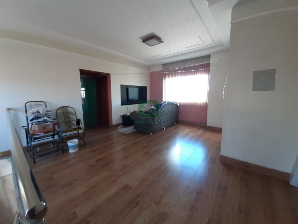 Casa à venda com 4 quartos, 229m² - Foto 16