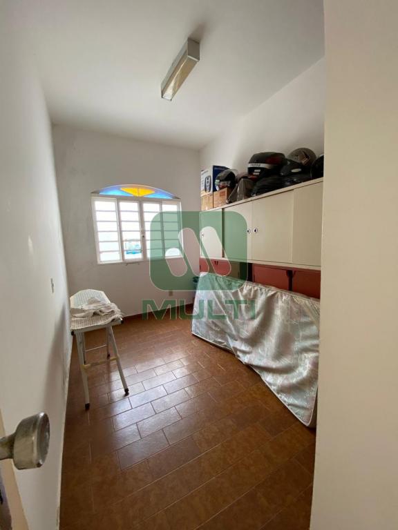 Casa à venda com 3 quartos, 528m² - Foto 7