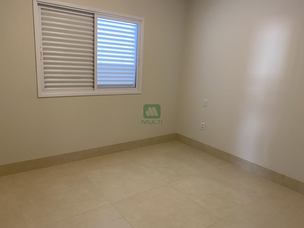 Casa de Condomínio à venda com 3 quartos, 190m² - Foto 9