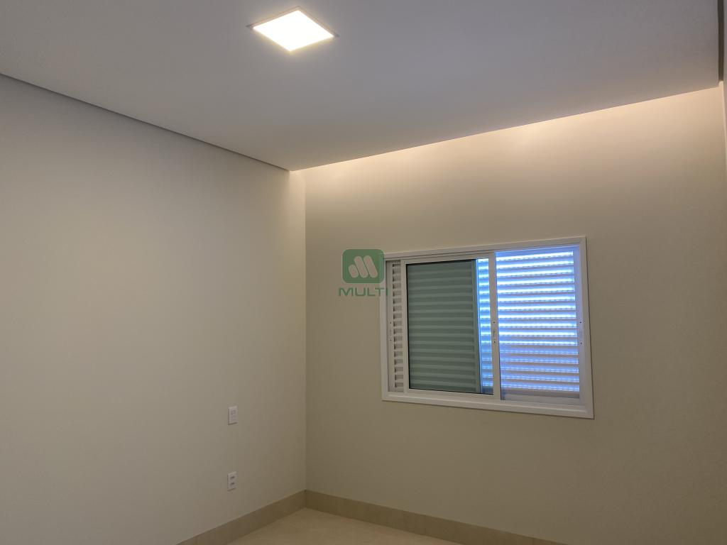 Casa de Condomínio à venda com 3 quartos, 190m² - Foto 17