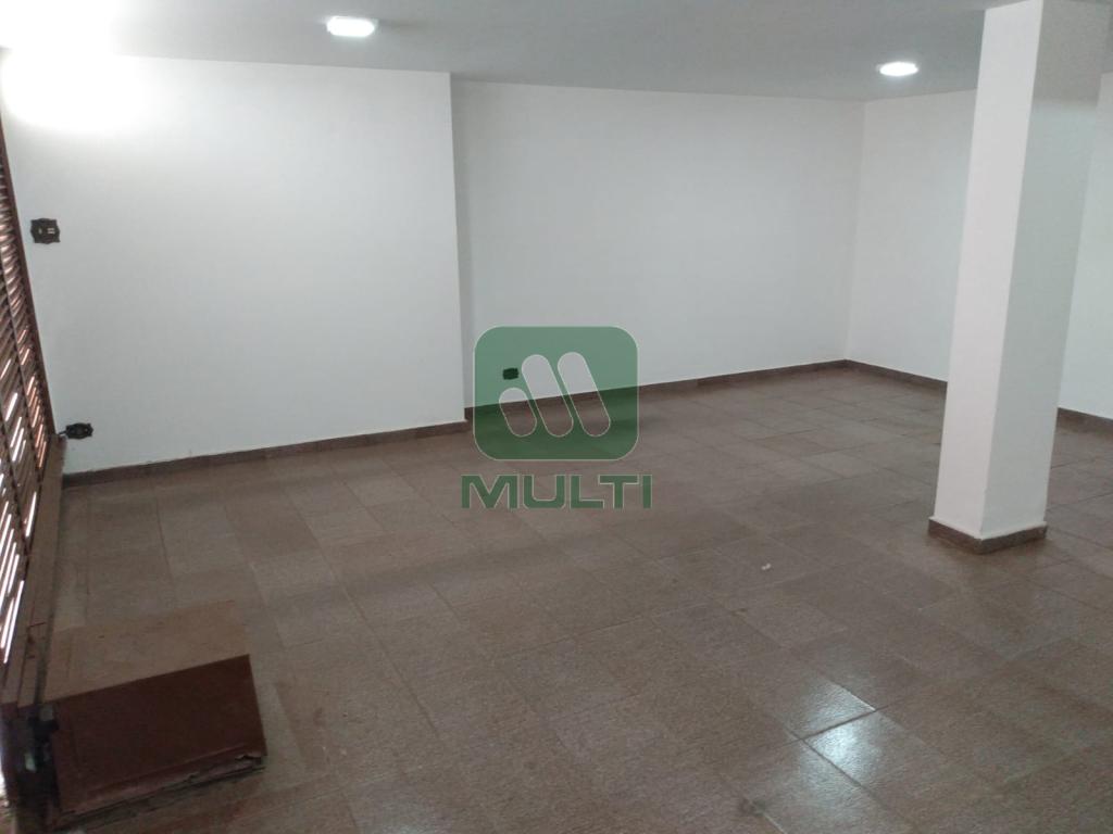 Casa à venda com 3 quartos, 297m² - Foto 23