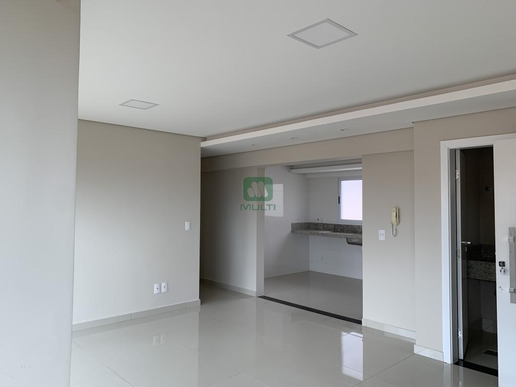 Apartamento à venda com 3 quartos, 210m² - Foto 6